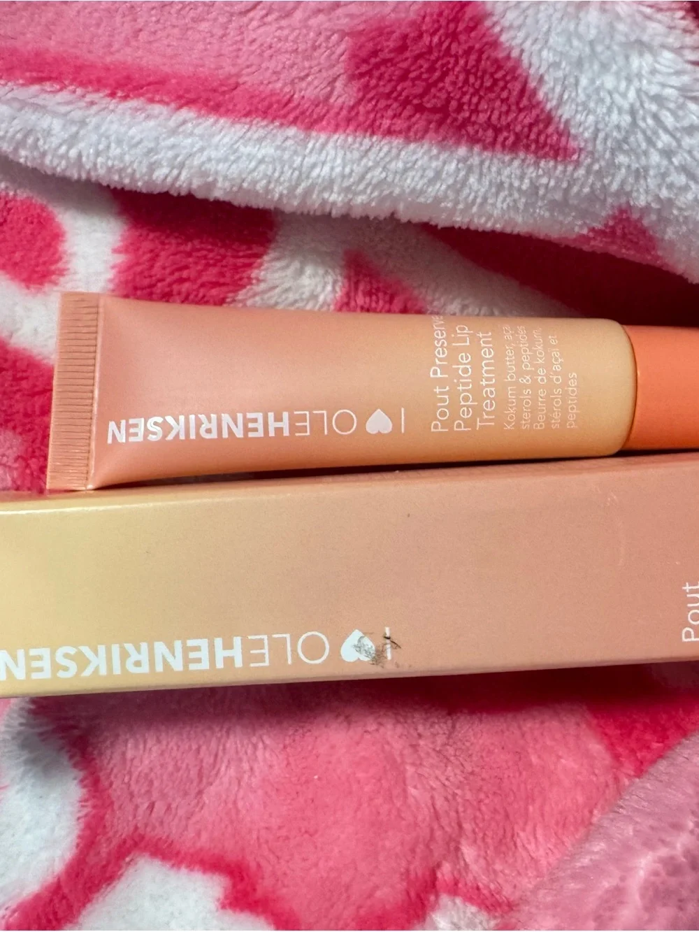 OLE HENRIKSEN Pout Preserving Peptide Lip Treatment Peach New In Box